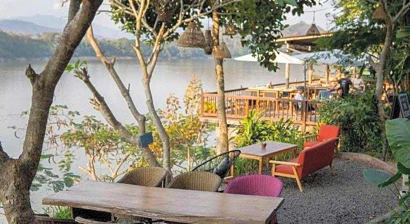 Ock Pop Tok Mekong Villa