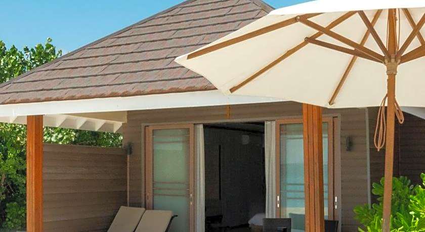 Brennia Kottefaru Maldives