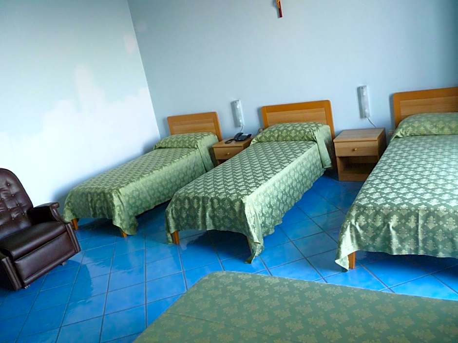 Ancelle Sorrento - Casa d'Accoglienza