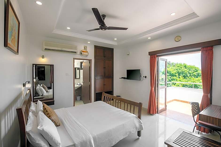 Pondicherry Executive Inn