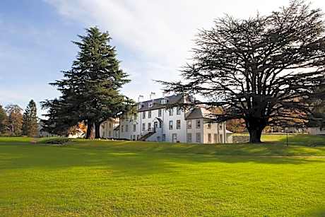 Moness Resort