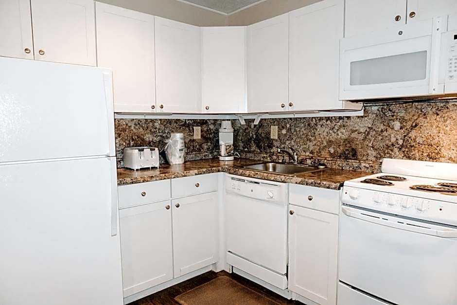 Carriage House Country Club