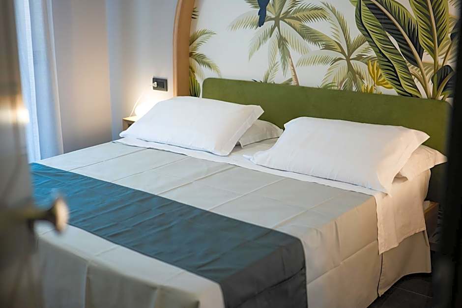 Ingrid Rooms Tropea