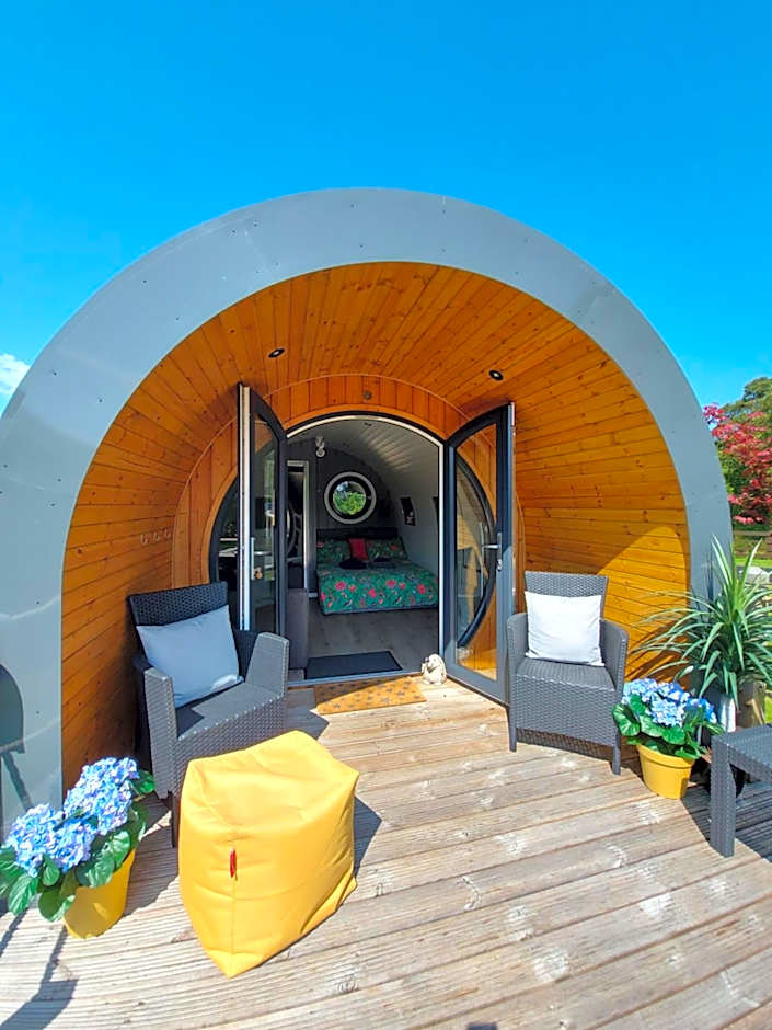 Seren Garden Pod