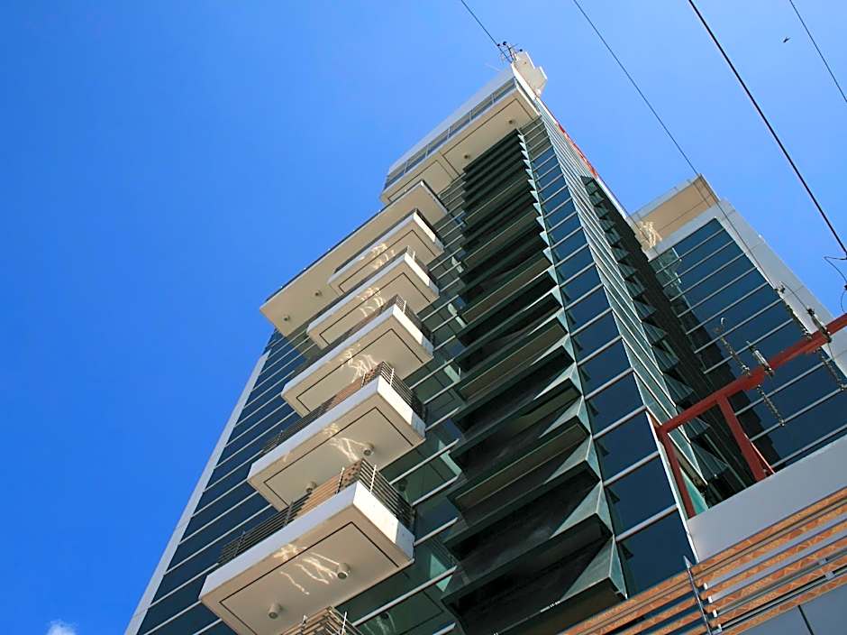 Allure Hotel & Suites