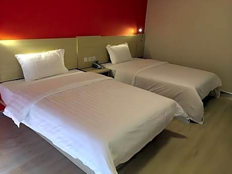 7 Days - Zizhu Twin Room