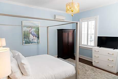 Superior King Suite