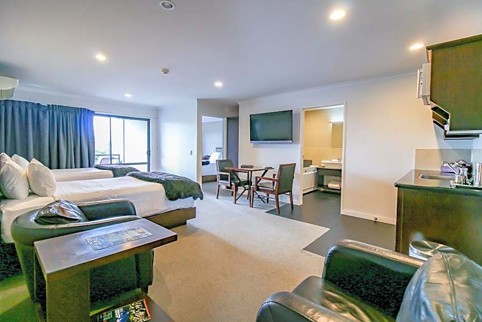 Aotea Motor Lodge