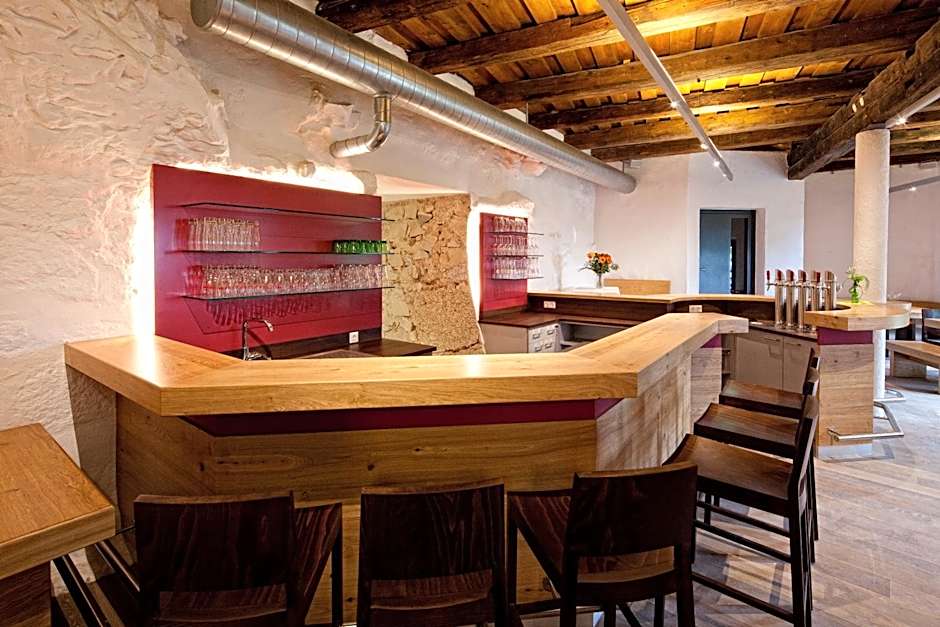 Schatz.Kammer Burg Kreuzen