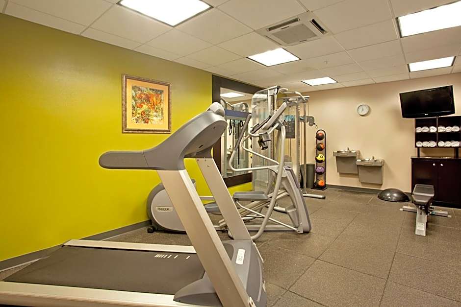 HAMPTON INN & SUITES BY HILTON NASHVILLE-SMYRNA