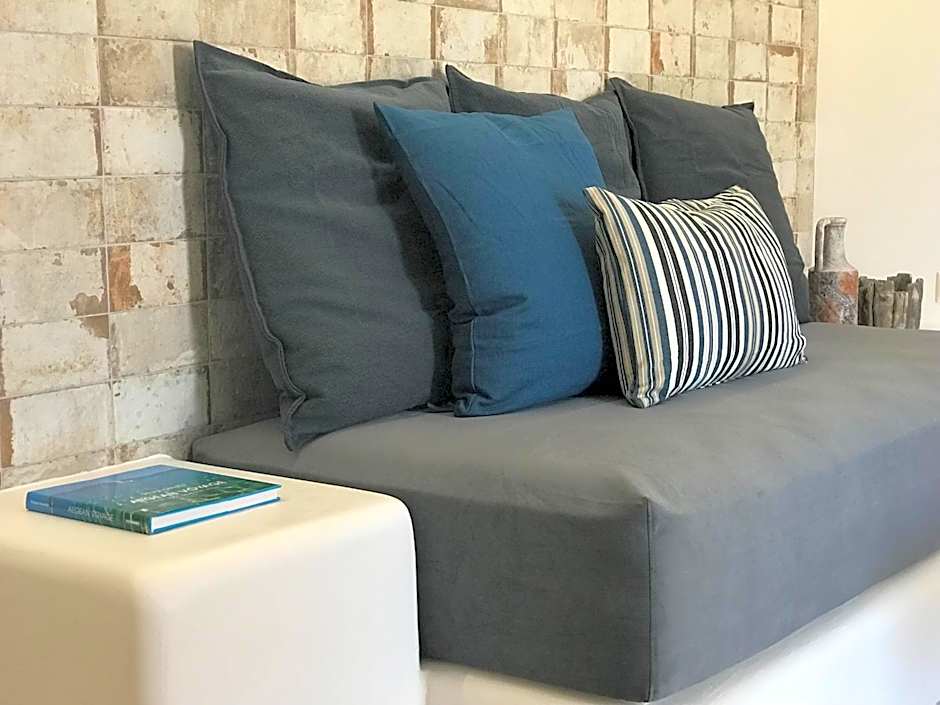 Elia Residences Santorini