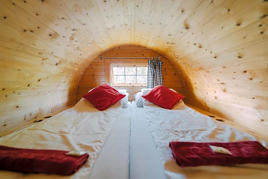 Schlaffass - Schlafen im Holzfass