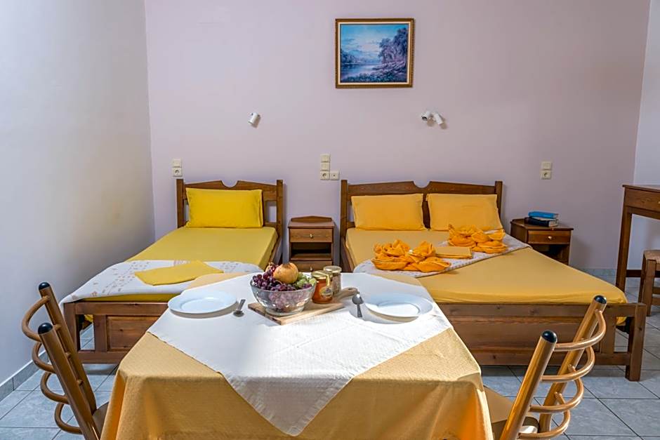 Arsinoi Studios and Apartments