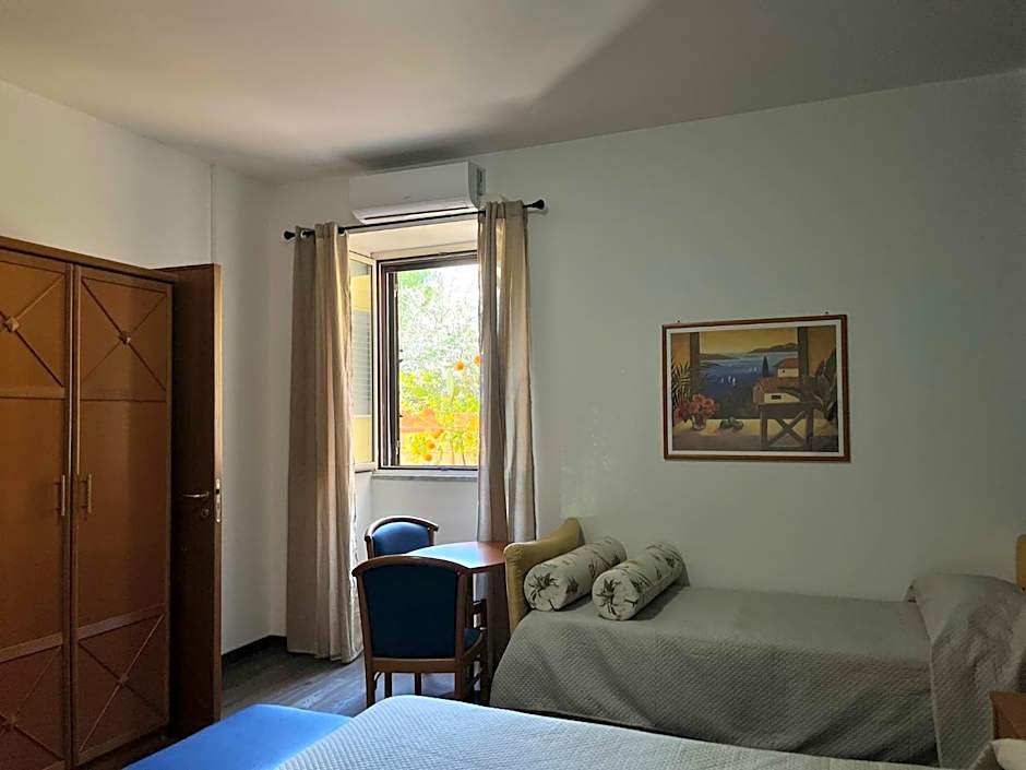 Hotel d'Orleans