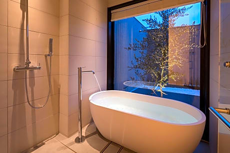 Japanese Western Style Room for 4 People