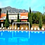 Thalassa Hotel