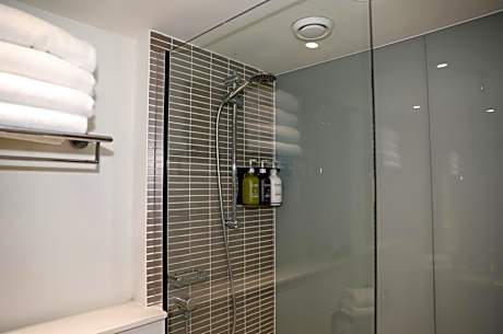 Standard Room with Two Single Beds