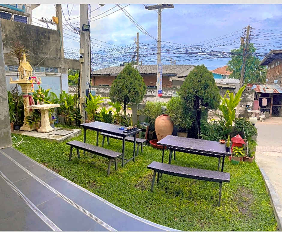 Loft Living Hotel Khonkaen