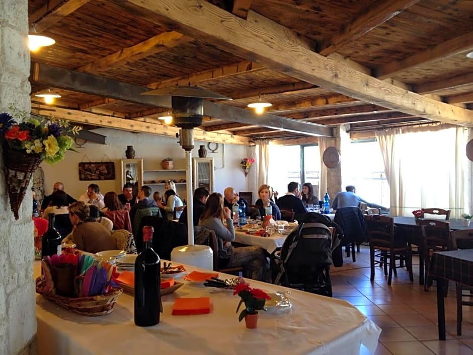 Hotel Turismo Rurale Montitundu