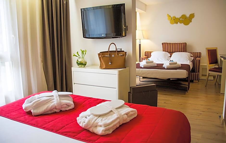 Hotel Montaigne And Spa