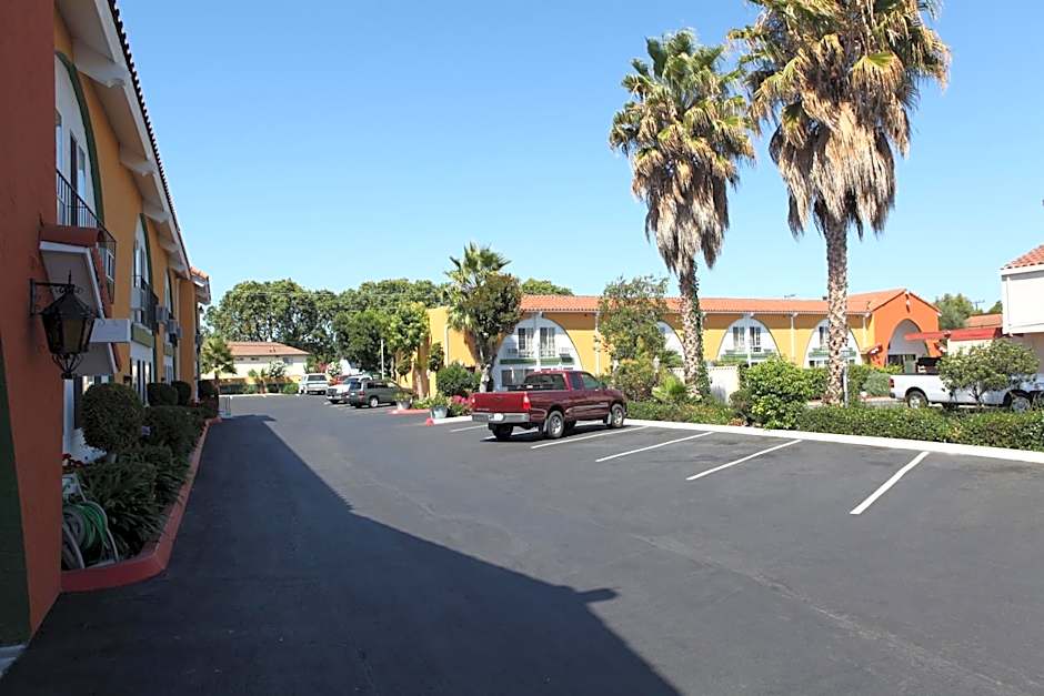 Granada Inn