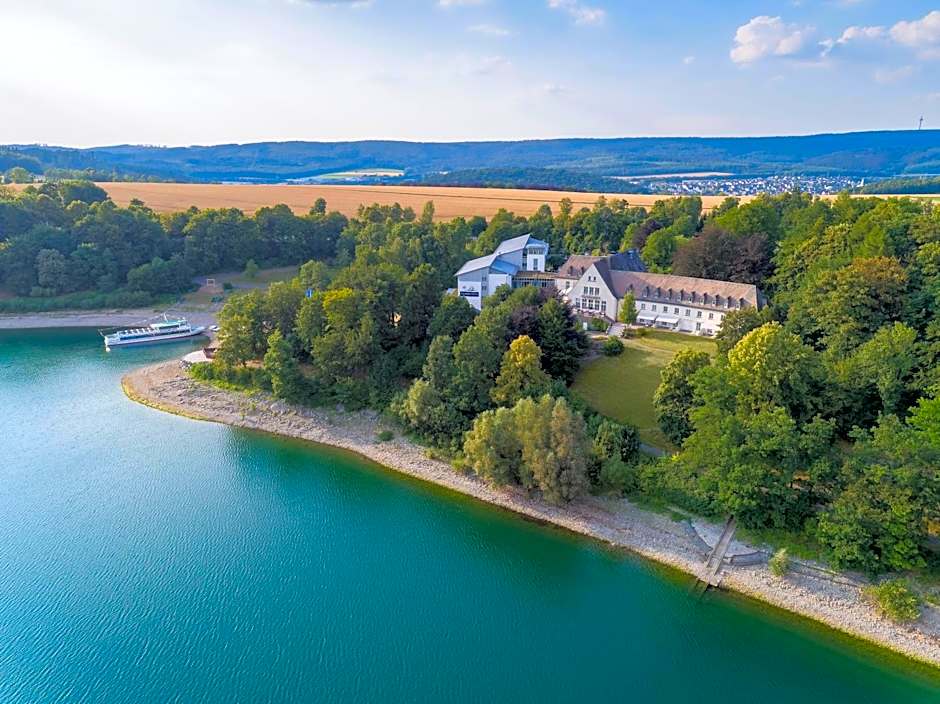 Welcome Hotel Meschede Hennesee