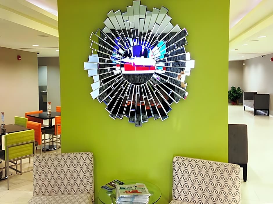 Holiday Inn Express & Suites Jackson Downtown - Coliseum By IHG