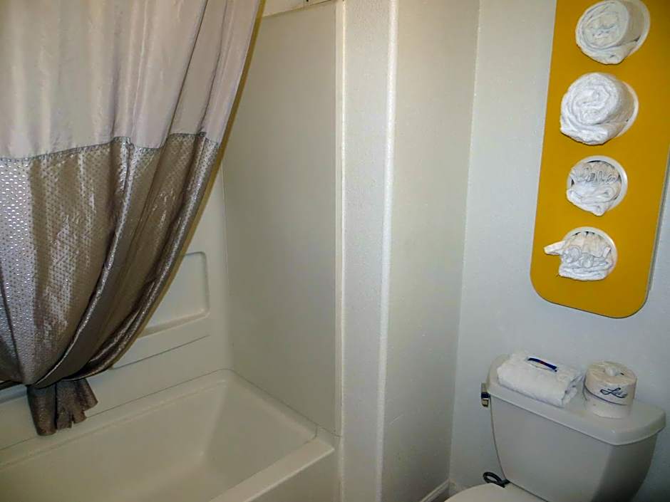 Fisherman's Cove Inn