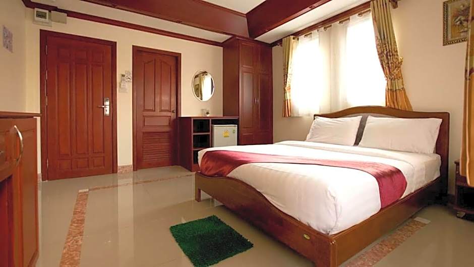 Bluebird Inn Pattaya