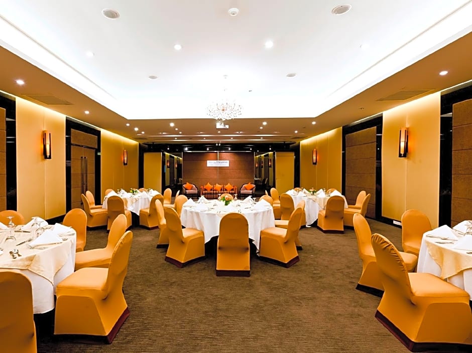 Royal Princess Larn Luang Hotel