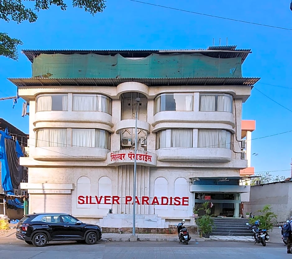 Silver Paradise