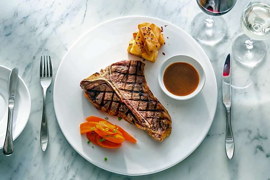 Sheraton Samoa Aggie Grey's Hotel & Bungalows