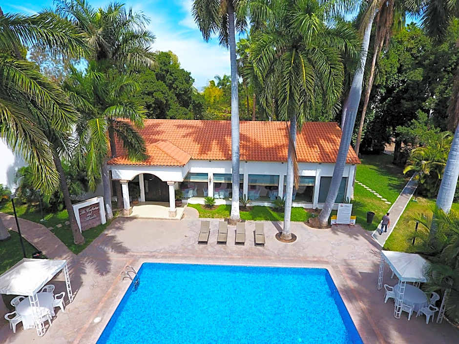 InHouse Select Hacienda Tres Rios