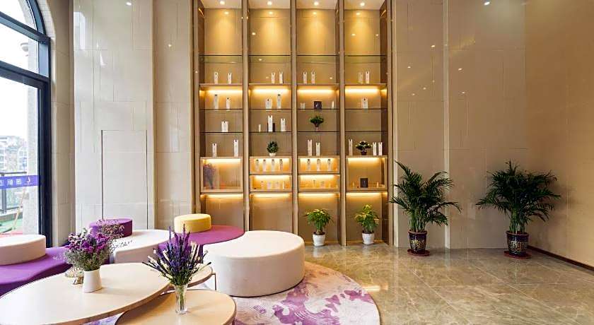 Lavande Hotels· Jingmen Xingqiu Shijiecheng