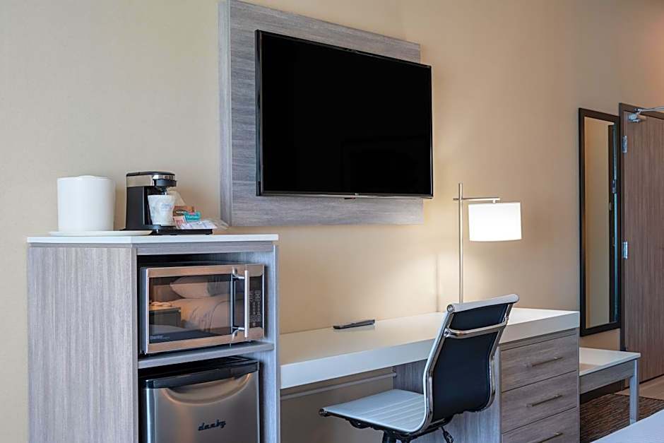 Wingate by Wyndham Kanata West Ottawa