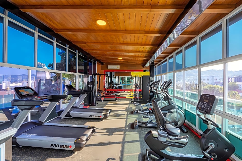 Sira Grande Hotel & Spa