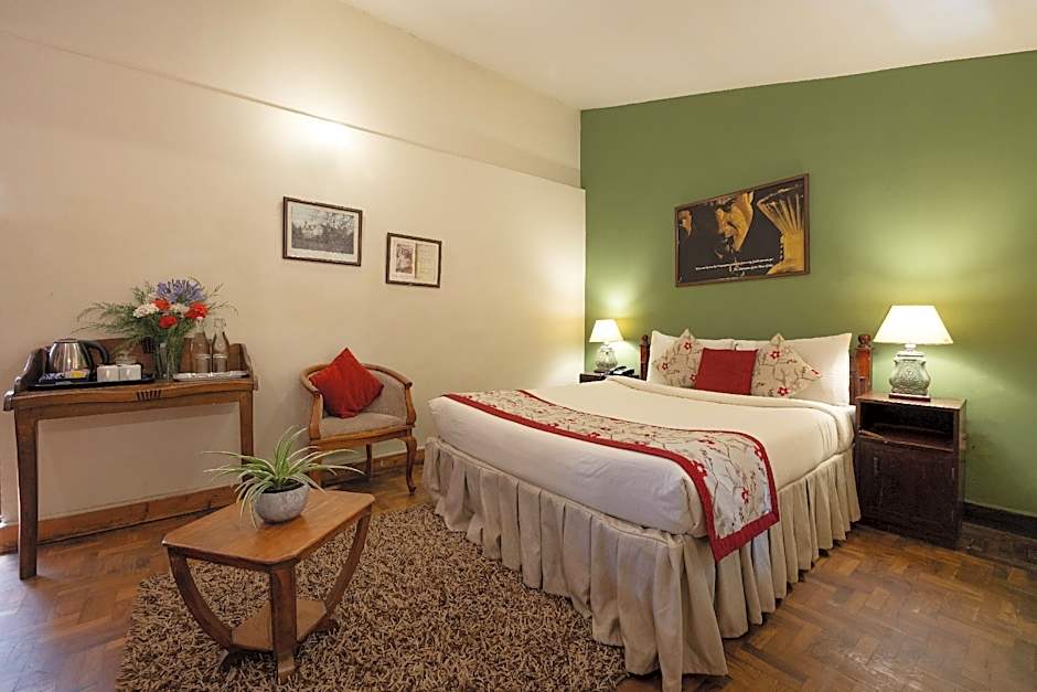 Sherlock Homes  A Heritage Theme Hotel