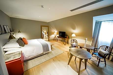 Wellington Lodge  Superior Double Room