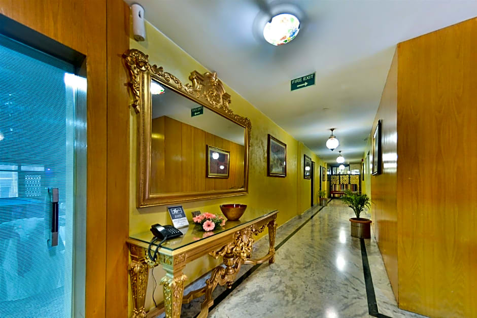 Batra Hotel and Residences