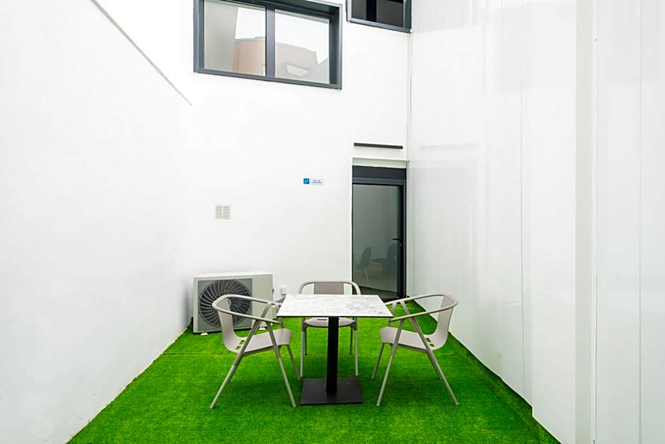 Lemon Apartment & Hotels Bernabeu