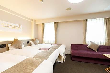 Triple Room with Bathroom