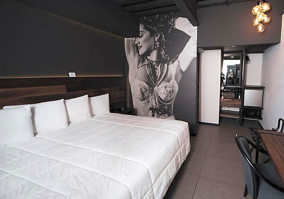 HOTEL RIO RITA