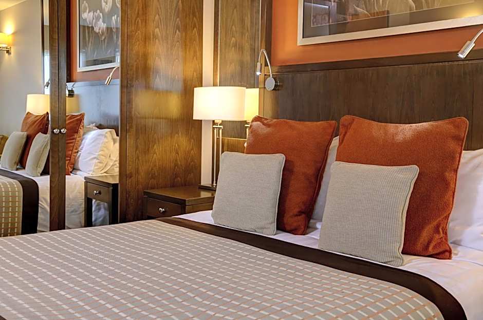 Best Western Plus Milford Hotel