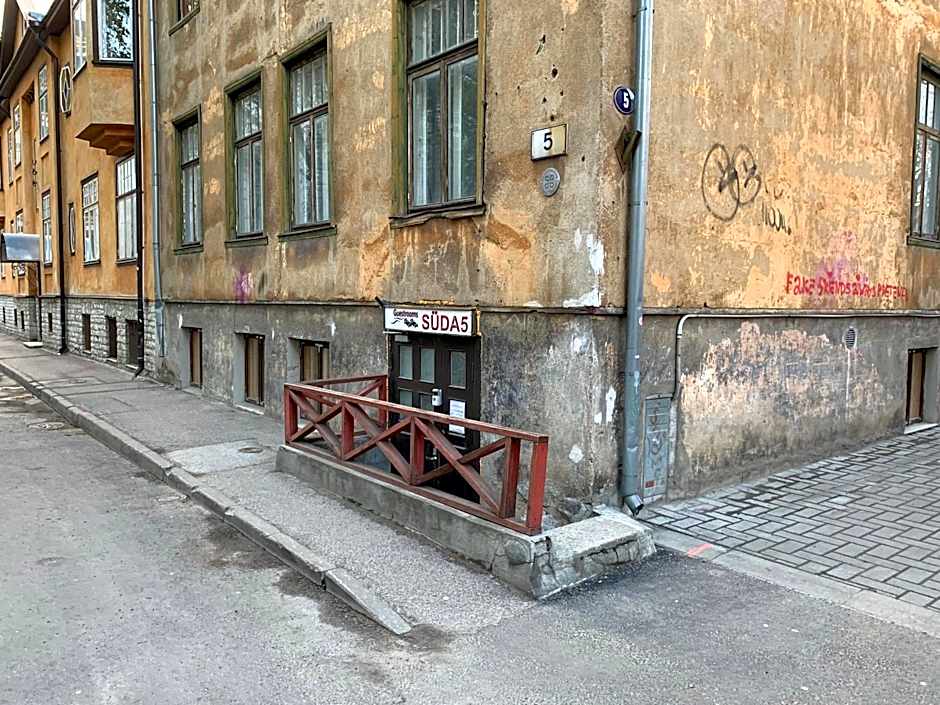 Hostel Suda5