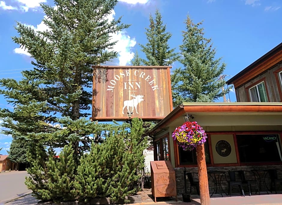 Moose Creek Inn