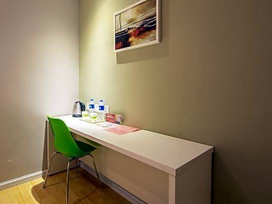 Motel 168 (Guangzhou Hualin International Jade City)