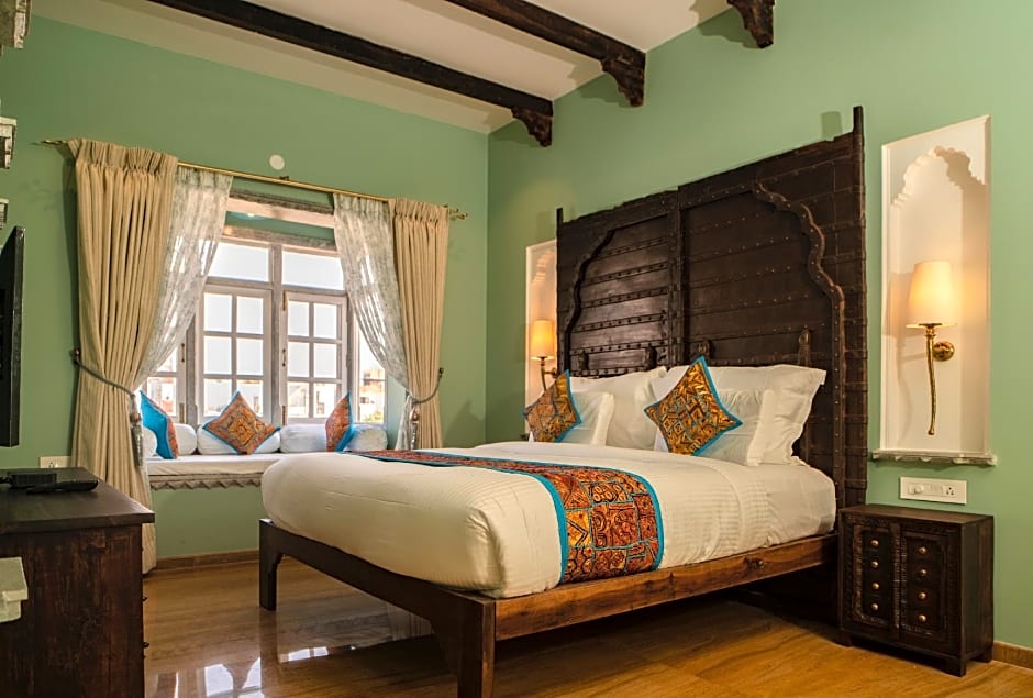 Khamma Ghani- A Boutique Hotel