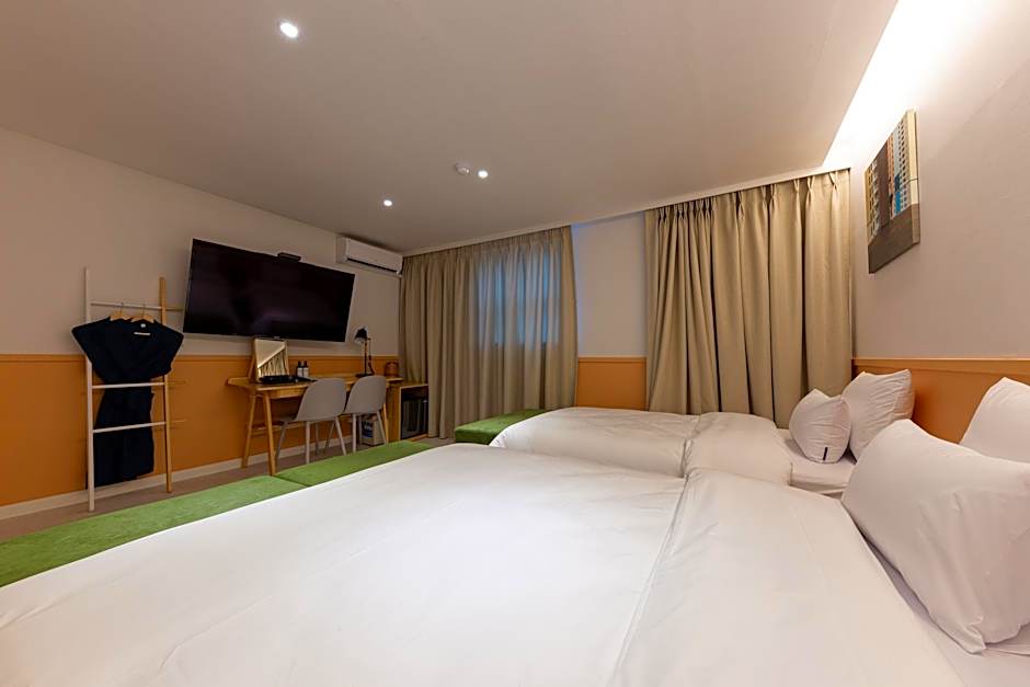 Knockin Hotel Daejeon by Aank