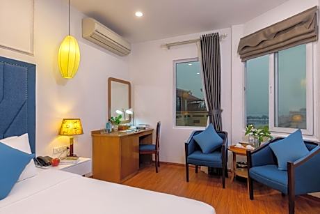 Double Room with Lake View