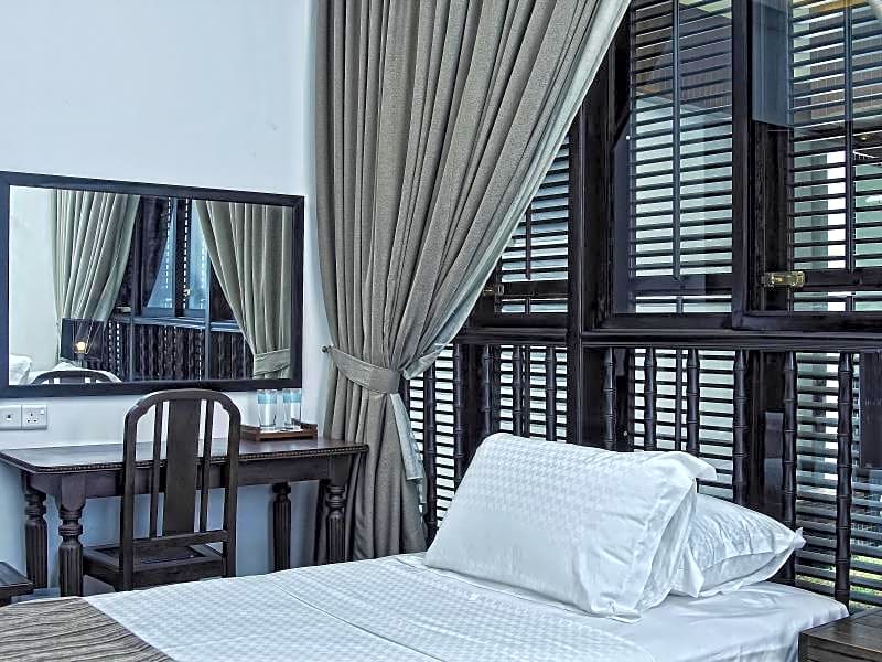 Courtyard At Heeren Boutique Hotel